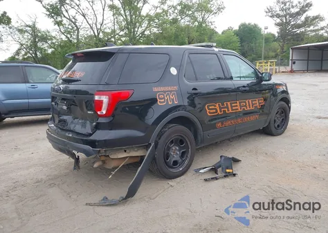 2016 Ford Police Interceptor z USA, uszkodzony, nr VIN 1FM5K8AR3GGC73183